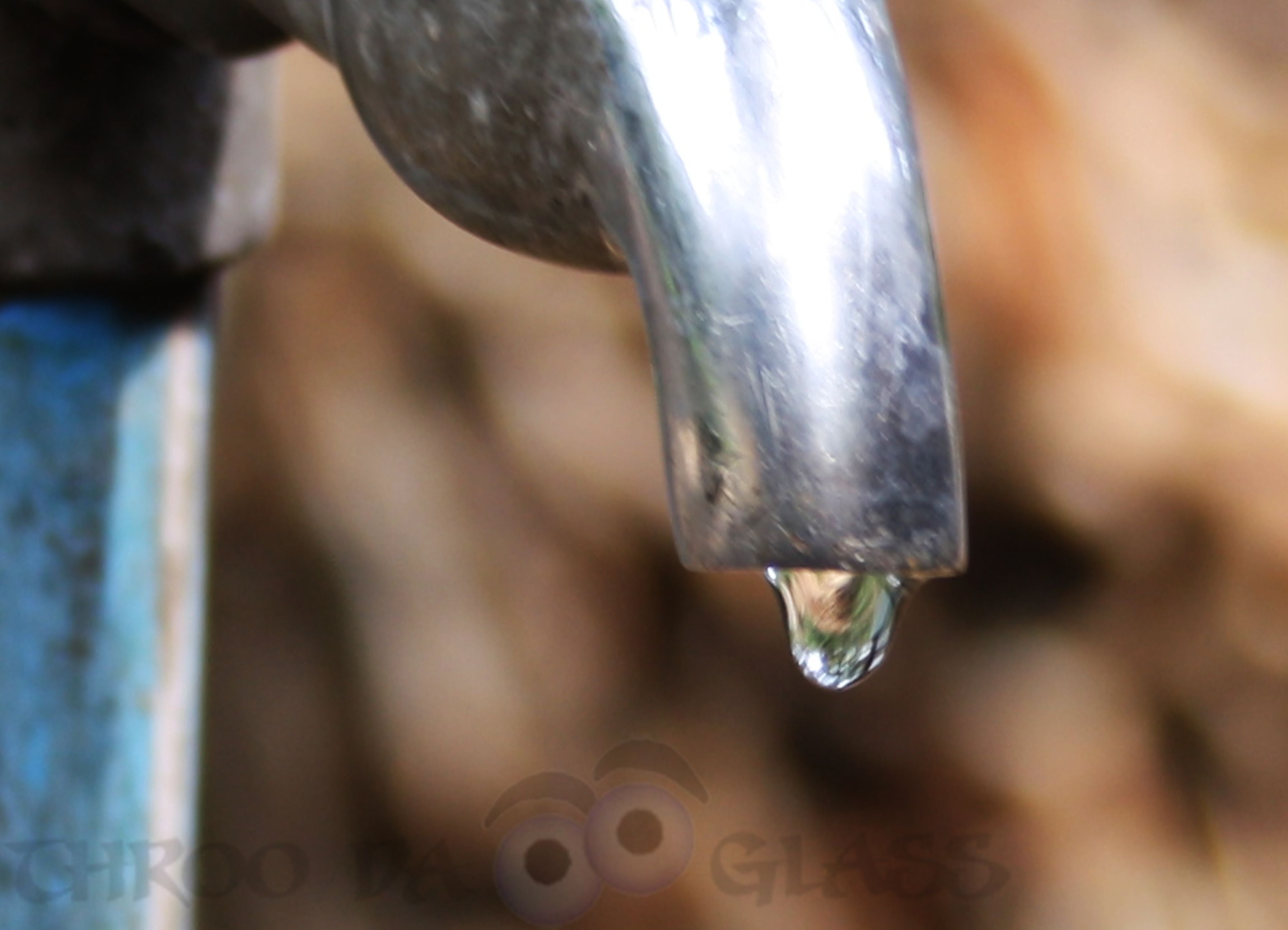 thursday water drop wet liquid save thirst life element challenge pravin,phenomenon,pm,throo da looking glass,bangalore blog